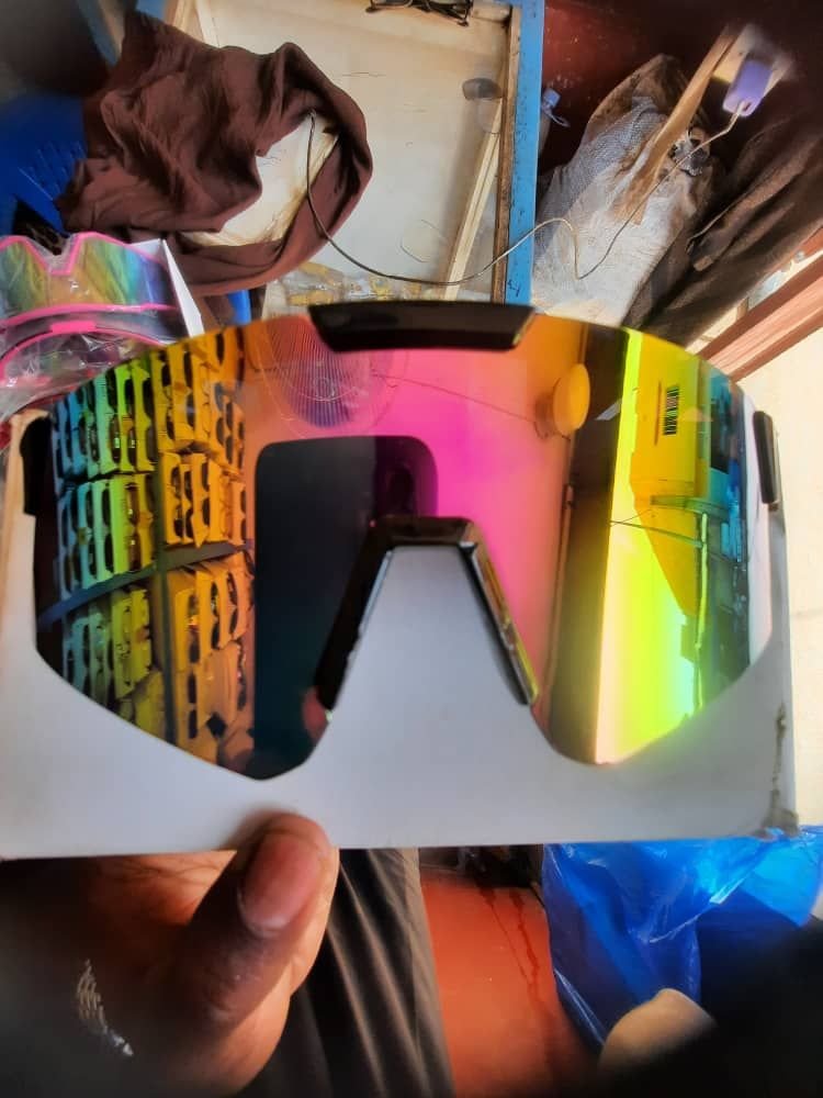 🕶️ LUNETTES FUTURISTES MIROIR